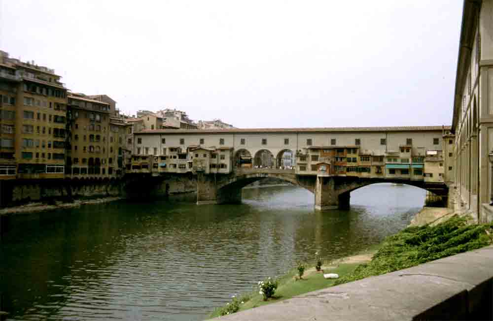 Italia 13 - Florencia - puente Vecchio.jpg